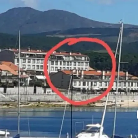 En Playa Coroso Y Admito Mascotas *