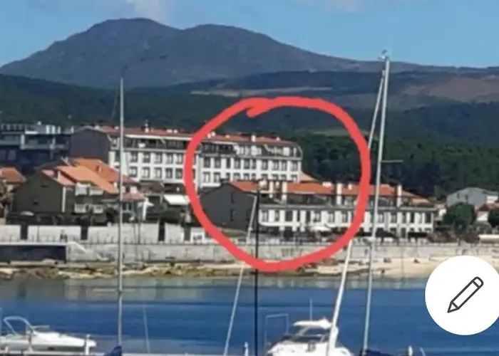 En Playa Coroso Y Admito Mascotas *